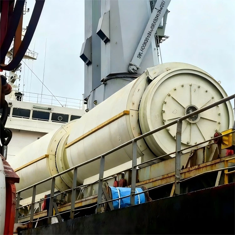 Small Capacity Waste Tire to Oil Pyrolysis Equipment Small Capacity Waste Tire to Oil Pyrolysis Equipment
